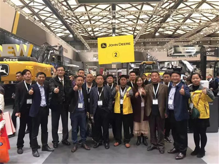约翰迪尔精彩亮相上海宝马展bauma CHINA 2018！