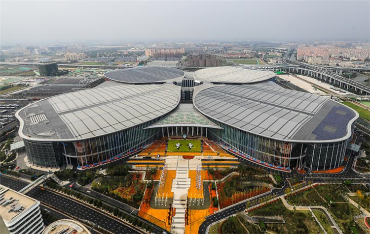 进博会带动效应显著，上海年度经贸展会面积超过1900万平米