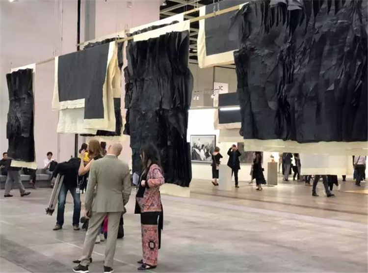 「展会图集」2019年巴塞尔艺术展(香港)现场盛况 「展会图集」2019年巴塞尔艺术展(香港)现场盛况