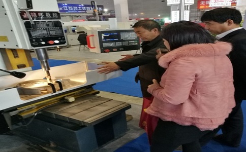 中國無(wú)錫太湖國際機床展覽會(huì )