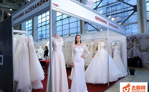 俄罗斯莫斯科婚纱礼服展览会