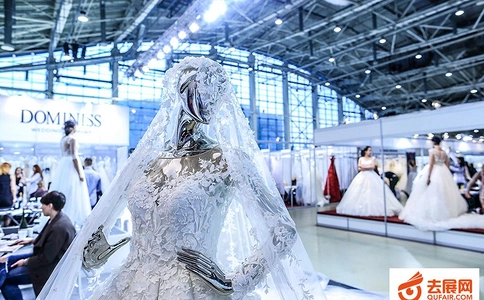 俄罗斯莫斯科婚纱礼服展览会WEDDING FASHION