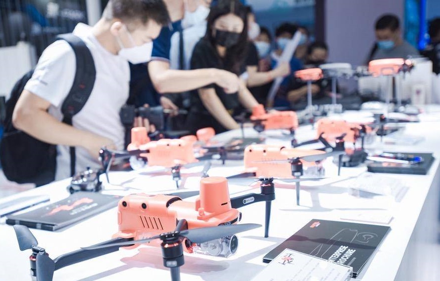 深圳无人机展复展，国内无人机产业产值预计突破千亿