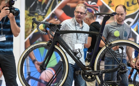 捷克布拉格自行车展览会For Bikes