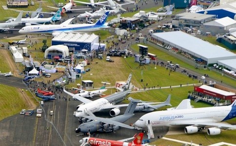 英国航空业展览会 FARNBOROUGH