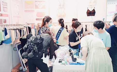青岛面辅料及纱线展览会(现场照片)2