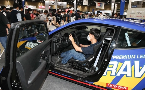 韩国首尔汽配及改装车展览会Auto Salon Week(现场照片)3