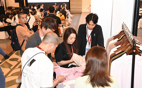 上海國際貼身時(shí)尚原輔料展覽會(huì )