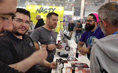 欧洲电子烟展览会Vapexpo(现场照片)7