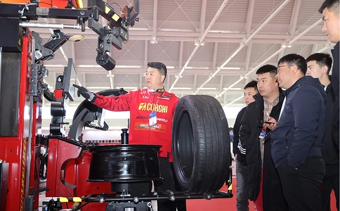 中国国际汽车维修检测诊断设备、零部件及美容养护展览会AMR