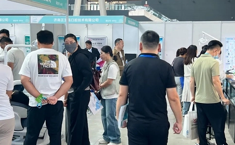 中国（青岛）国际口腔器材展览会HM-Dental（现场照片）7