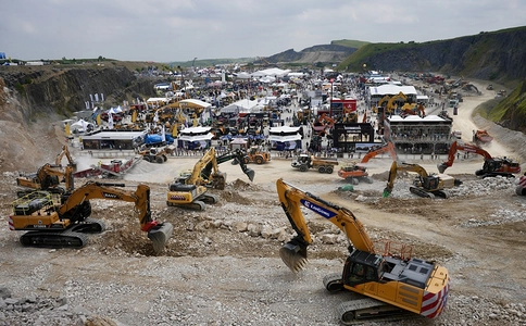 英国工程机械及矿业展览会Hillhead