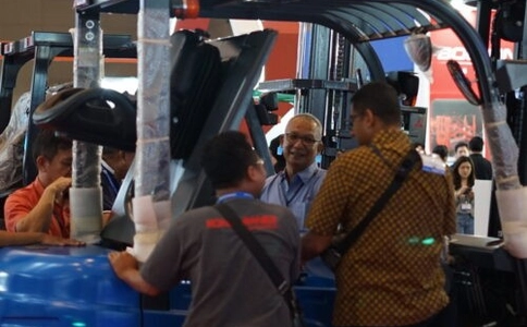 印尼叉车、起重设备及零部件展览会Forklift Indonesia(现场照片)6