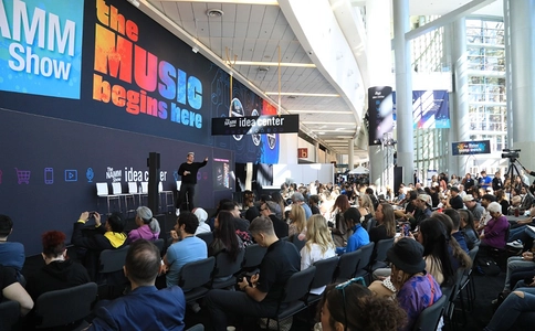 美国阿纳海姆乐器舞台灯光展览会THE NAMM SHOW（现场照片）2