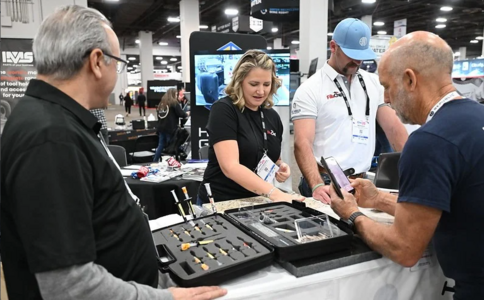 美国拉斯维加斯地面材料及石材展览会