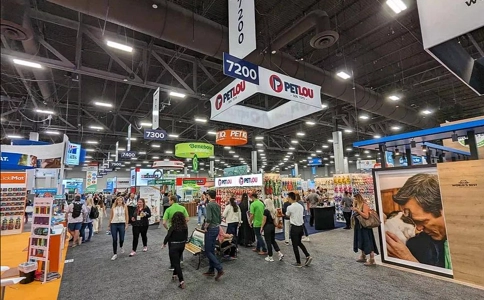美国拉斯维加斯宠物用品展览会SUPERZOO